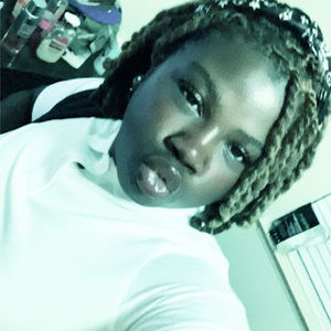 Meet your Posher, Mackenzie